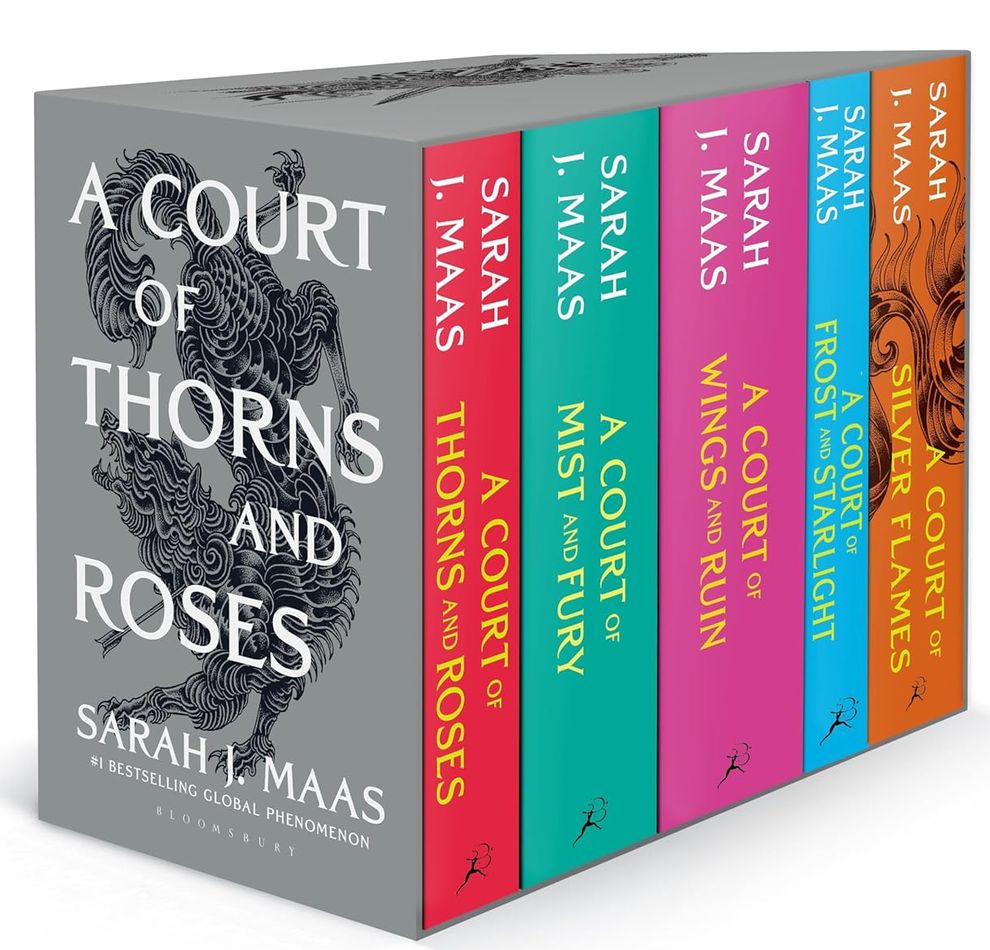 A Court of Thorn and Roses PB Box