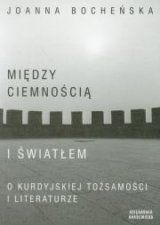 Okładka książki Między ciemnością a światłem