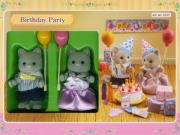 Zestaw urodzinowy z tortem. Wydawca: Epoch. Dadada.pl Opakowanie Zestaw urodzinowy z tortem