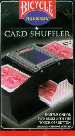Card Shuffler Tasownik. Wydawca: U.S.Playing Card Company. Dadada.pl Opakowanie Card Shuffler Tasownik