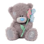 Opakowanie Miś 14 cm trzymający kwiatek