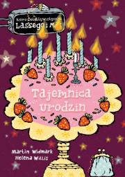 Tajemnica urodzin. Autor: Martin Widmark, Helena Willis. Dadada.pl Okładka książki Tajemnica urodzin