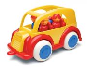 Auto taxi z dwoma figurkami. Autor: Zabawka. Dadada.pl Okładka książki Auto taxi z dwoma figurkami