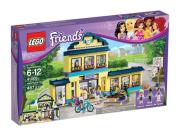 Lego Friends Szkoła w Heartlake. Wydawca: Alegoria. Dadada.pl Opakowanie Lego Friends Szkoła w Heartlake