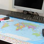 Świat Polityczny podkładka na biurko i pod mysz dla dzieci ArtGlob. Wydawca: Artglob. Dadada.pl Opakowanie Świat Polityczny podkładka na biurko i pod mysz dla dzieci ArtGlob