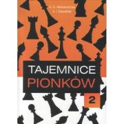 Tajemnica pionków 2. Autor: Aleksandrow A.G., Dawidiuk S.I.. Dadada.pl Okładka książki Tajemnica pionków 2