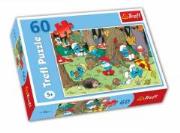 Okładka książki Puzzle 60 Smerfy w lesie TREFL