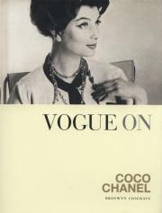 Okładka książki Vogue on Coco Chanel