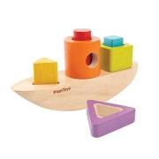 Sorter w kształcie łodki. Wydawca: Plan toys. Dadada.pl Opakowanie Sorter w kształcie łodki