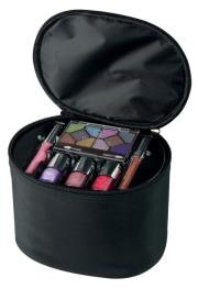 Okładka książki Zestaw kosmetyczny Beauty Essentials