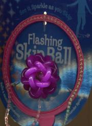 Opakowanie Z kulą u nogi Skakanka różowa