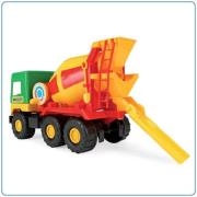 WADER - 32390 - Scania Betoniarka. Autor: WADER. Dadada.pl Okładka książki WADER - 32390 - Scania Betoniarka