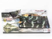 Okładka książki CZOŁG Z NAPĘDEM, DŹWIĘKIEM I ŚWIATŁEM 31 CM