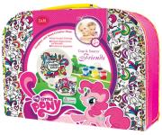 Opakowanie Walizka z ceramicznymi naczyniami do pokolorowania farbami