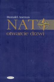 Okładka książki NATO otwarcie drzwi