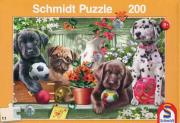 Opakowanie Puzzle Schmidt 200 Figlarne szczeniaki