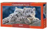 Puzzle 600 Panoramiczne:Snow Leopard Cubs. Wydawca: Castorland. Dadada.pl Opakowanie Puzzle 600 Panoramiczne:Snow Leopard Cubs