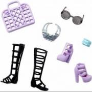 Opakowanie Barbie. Dodatki do ubranek