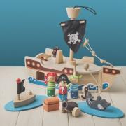 Opakowanie Drewniany statek piracki