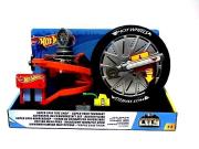 Hot Wheels Odjazdowy warsztat opon. Wydawca: Mattel. Dadada.pl Opakowanie Hot Wheels Odjazdowy warsztat opon