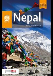 Nepal U stóp Himalajów. Autor: Justyna Sromek, Zdzieborska Marta. Dadada.pl Okładka książki Nepal U stóp Himalajów