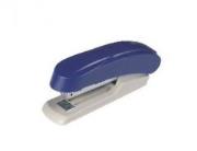 Zszywacz mini H410 niebieski LACO. Wydawca: Delacorte Press. Dadada.pl Opakowanie Zszywacz mini H410 niebieski LACO