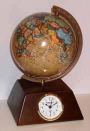 GLOBUS 110 PIRAMIDA Z ZEGAREM. Wydawca: ZACHEM. Dadada.pl Opakowanie GLOBUS 110 PIRAMIDA Z ZEGAREM