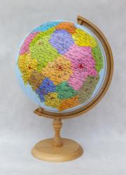 Globus 320 Polski administracyjno-fizyczny drewniana niska stopka. Wydawca: ZACHEM. Dadada.pl Opakowanie Globus 320 Polski administracyjno-fizyczny drewniana niska stopka