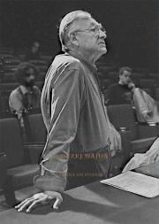 ANDRZEJ WAJDA KSIĄŻKA DO PISANIA. Autor:   Praca zbiorowa. Dadada.pl Okładka książki ANDRZEJ WAJDA KSIĄŻKA DO PISANIA