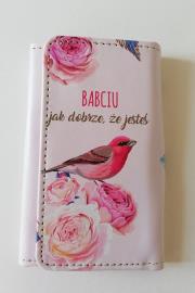 Etui na klucze, Babciu jak dobrze, że jesteś, różowe. Wydawca: Jawi. Dadada.pl Opakowanie Etui na klucze, Babciu jak dobrze, że jesteś, różowe