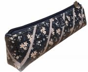 Opakowanie Piórnik trójkątny Kwiatki granatowe PT-18