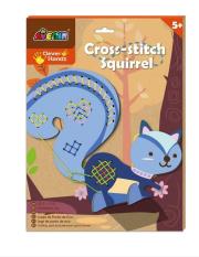 Ścieg krzyżowy Wiewiórka. Wydawca: Russell. Dadada.pl Opakowanie Ścieg krzyżowy Wiewiórka