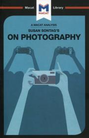 Susan Sontag's On Photography. Wydawca: Macat International. Dadada.pl Opakowanie Susan Sontag's On Photography