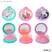 SZCZOTKA DO WŁOSÓW SKŁADANA MISS MELODY 8749C. Wydawca: DEPESCHE. Dadada.pl Opakowanie SZCZOTKA DO WŁOSÓW SKŁADANA MISS MELODY 8749C