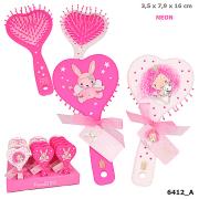 Opakowanie SZCZOTKA W KSZTAŁCIE SERCA PRINCESS MIMI MIX WZORÓW 6412A