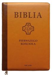 Biblia pierwszego Kościoła z paginat. karmelowa. Autor: praca zbirowa. Dadada.pl Okładka książki Biblia pierwszego Kościoła z paginat. karmelowa