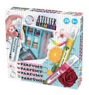 Opakowanie Atelier Glamour Perfumy opakowanie czterojęzyczne