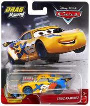 Cars XRS Drag Racing Cruz Ramirez GFV35. Wydawca: Mattel. Dadada.pl Opakowanie Cars XRS Drag Racing Cruz Ramirez GFV35