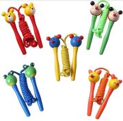 Opakowanie Skakanka z drewnianym uchwytem Zwierzątko