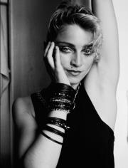 Madonna NYC 83. Autor: Corman Richard. Dadada.pl Okładka książki Madonna NYC 83