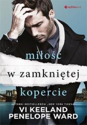 Miłość w zamkniętej kopercie. Autor: Vi Keeland, Penelope Ward. Dadada.pl Okładka książki Miłość w zamkniętej kopercie
