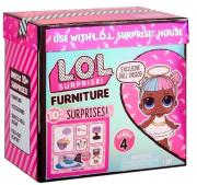 LOL Suprise Furniture with Doll Sweet Boardwalk. Wydawca: MGA. Dadada.pl Opakowanie LOL Suprise Furniture with Doll Sweet Boardwalk