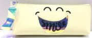 Piórnik saszetka Uśmiech Smile. Wydawca: FreshMail. Dadada.pl Opakowanie Piórnik saszetka Uśmiech Smile