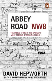 Abbey Road. Autor: Hepworth	 David. Dadada.pl Okładka książki Abbey Road