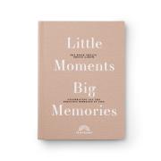 Fotoalbum mini Little Moments Big Memories. Wydawca: Most Wanted Gifts. Dadada.pl Opakowanie Fotoalbum mini Little Moments Big Memories
