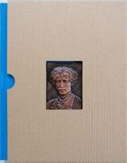 Ignacy Jan Paderewski. Służba ojczyźnie. Autor: Marian Marek Drozdowski (red.), Rafał Łatka. Dadada.pl Okładka książki Ignacy Jan Paderewski. Służba ojczyźnie