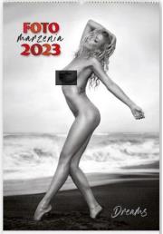 Opakowanie Kalendarz 2023 Ścienny Dziewczyny wakacyjne