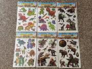 Opakowanie Naklejki 3d na ścianę z dinozaurami 49x30cm MIX