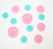 Naklejki fluorescencyjne 12szt. Wydawca: Fandy. Dadada.pl Opakowanie Naklejki fluorescencyjne 12szt