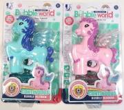 Pistolet na bańki Konik MIX. Wydawca: Pegaz Toys. Dadada.pl Opakowanie Pistolet na bańki Konik MIX